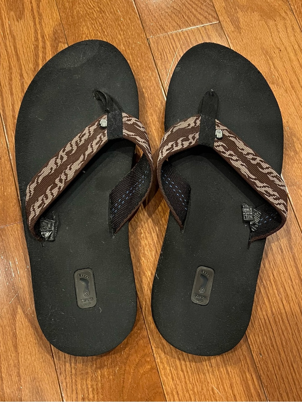 Mens Vintage Teva Mush Flip-Flops Geometric Brown Aztec Print Size 9